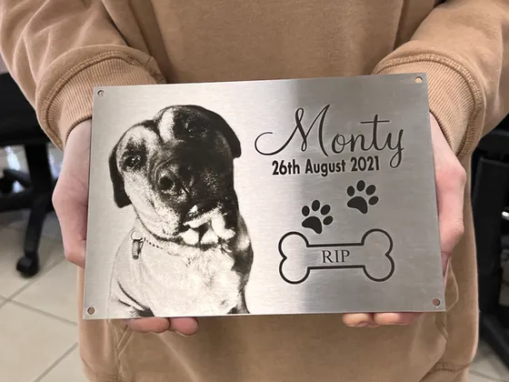 Stainless steel memorial plaque with a laser engraved portrait photo